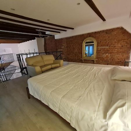 Isola - Ugo Bassi Charme Loft Milão Exterior foto