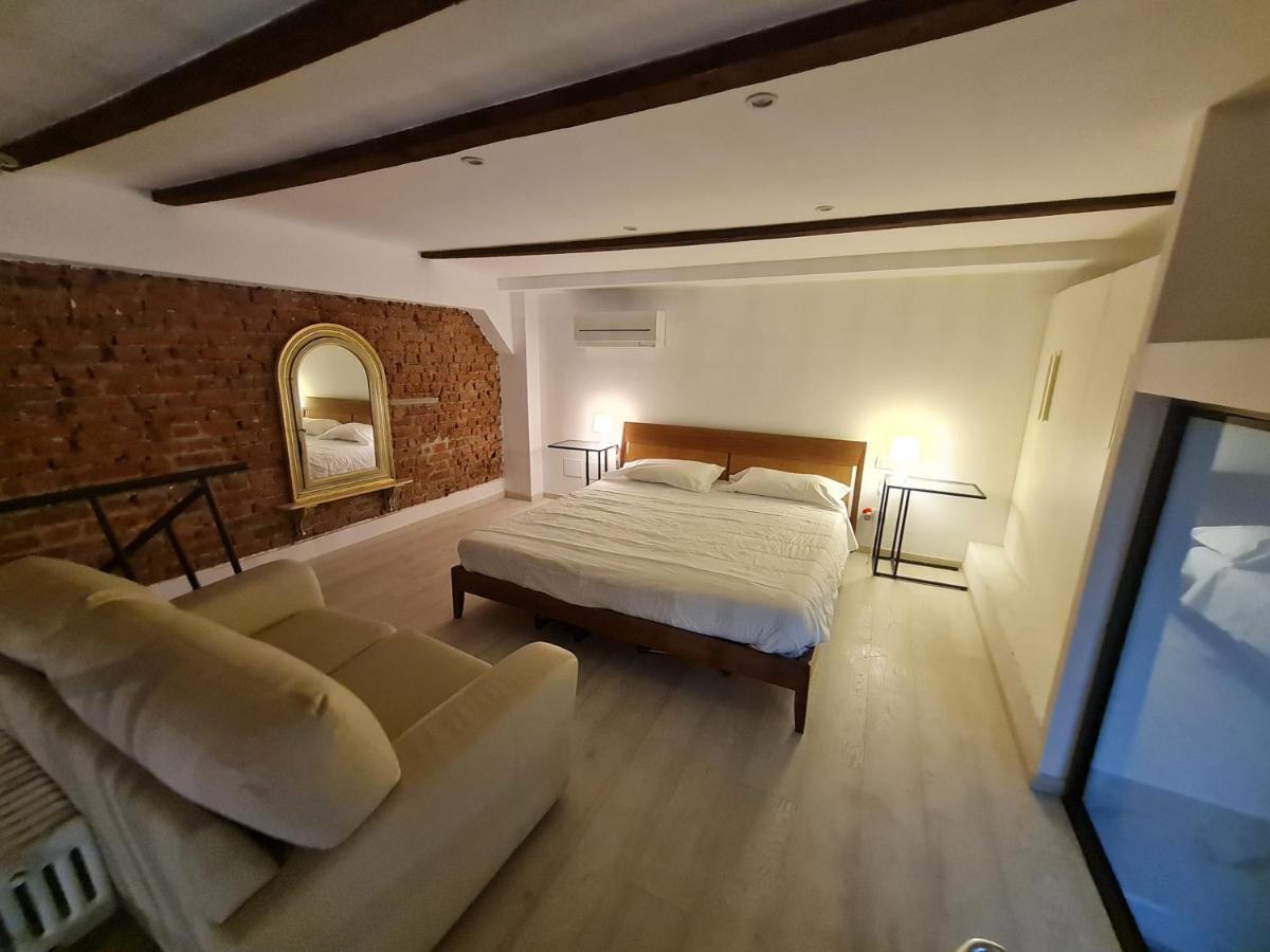 Isola - Ugo Bassi Charme Loft Milão Exterior foto