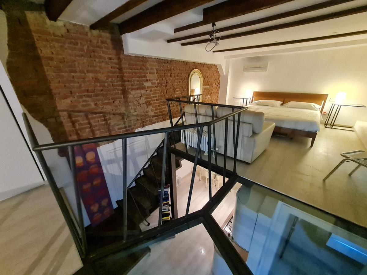 Isola - Ugo Bassi Charme Loft Milão Exterior foto